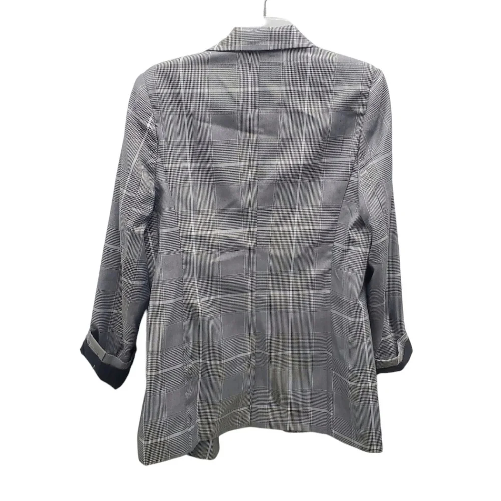 Double Breast Grid Pane Houndstooth Blazer w/ pockets! 8 - Picture 3 of 14